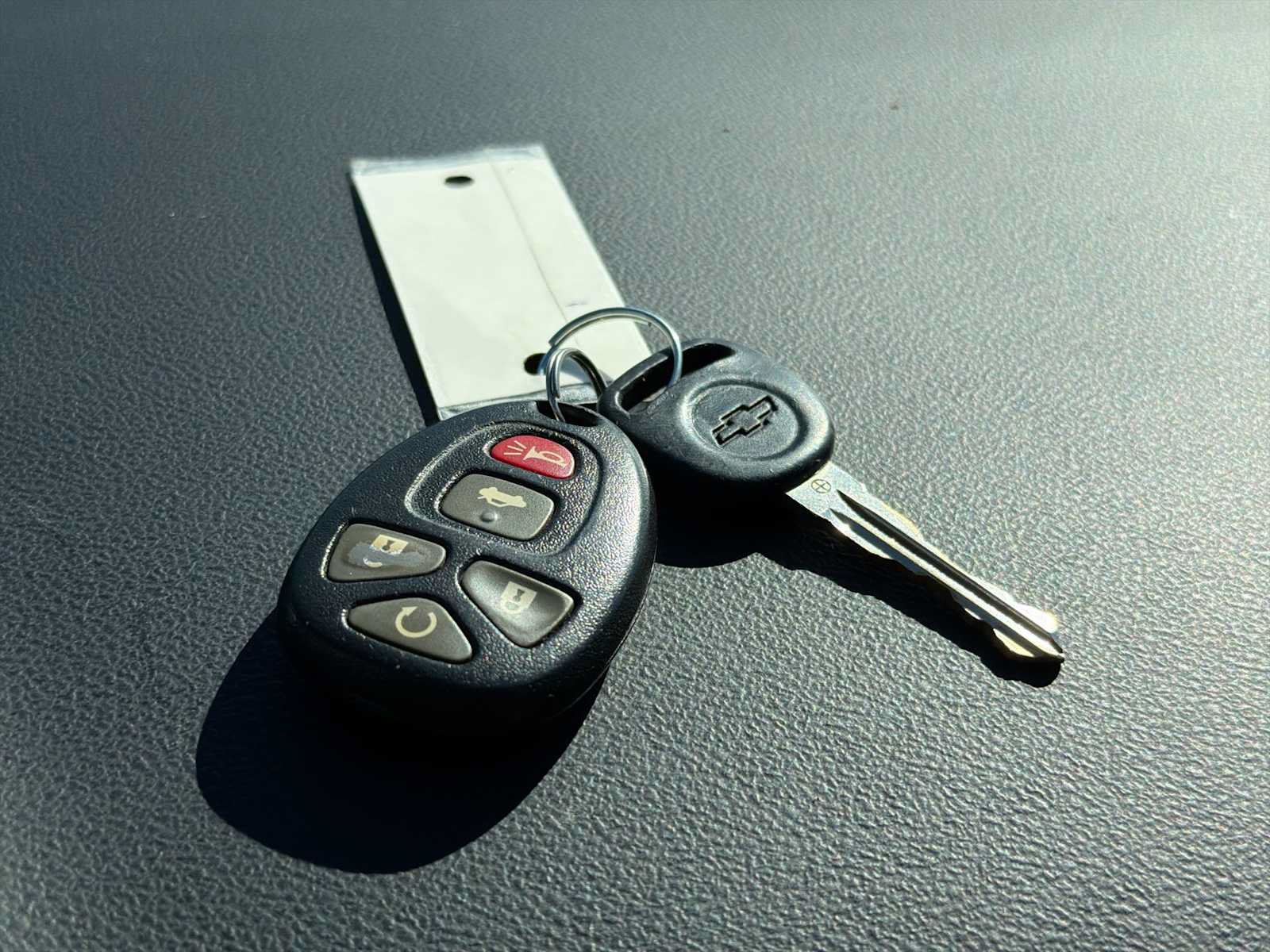 Used 2013 Chevrolet Impala LTZ FWD image 29