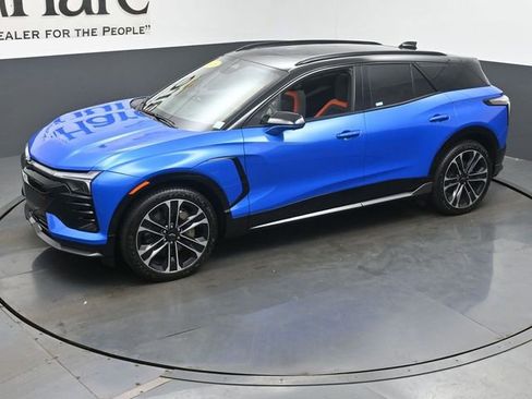 Used 2026 Chevrolet Blazer EV SS w/ Performance Package AWD/4WD image 44