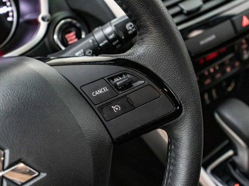 Used 2023 Mitsubishi Eclipse Cross SE image 13