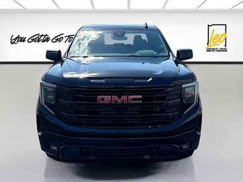 Used 2022 GMC Sierra 1500 Elevation AWD/4WD image 2