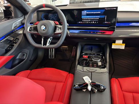 New 2026 BMW M5 w/ Executive Package AWD/4WD image 29