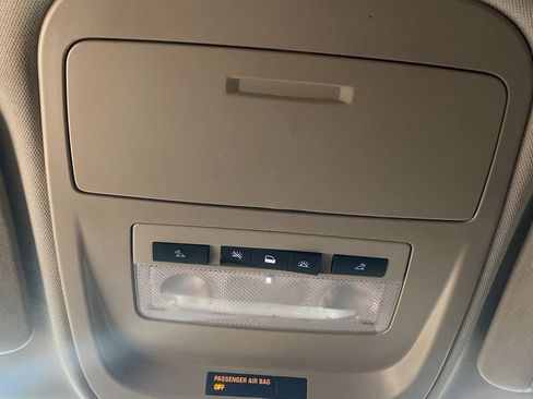 Used 2021 Chevrolet Colorado LT w/ Fleet Safety Package image 16