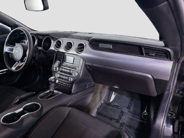 Used 2018 Ford Mustang GT RWD image 27