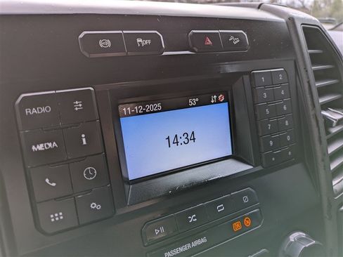 Used 2020 Ford F250 XL w/ STX Appearance Package image 25