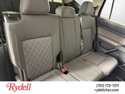 Used 2021 Volkswagen Atlas S image 18