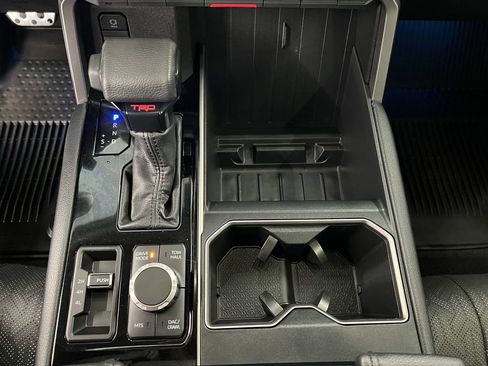 Used 2024 Toyota Tundra Limited image 20