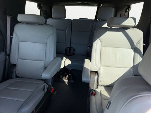 Used 2023 Chevrolet Tahoe LT image 13