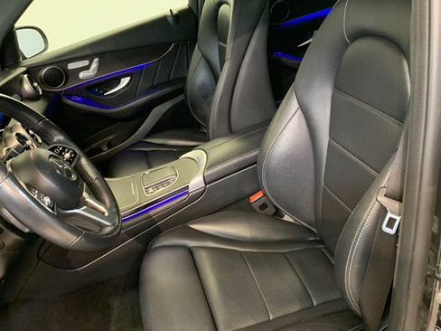 Used 2022 Mercedes-Benz GLC 300 4MATIC image 17