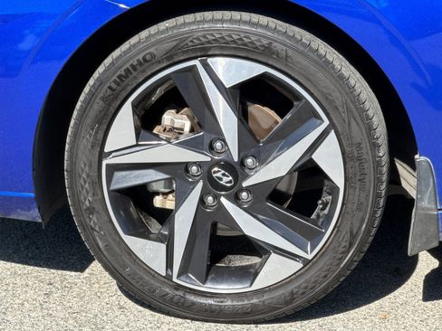 Used 2023 Hyundai Elantra SEL w/ Convenience Package image 27