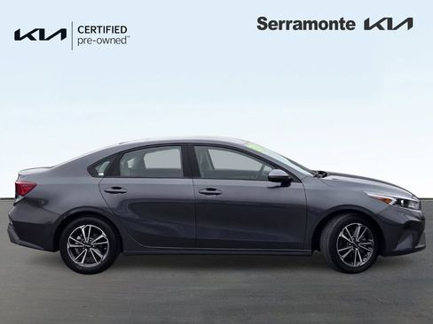 Certified 2023 Kia Forte LXS w/ LXS Technology Package FWD image 3