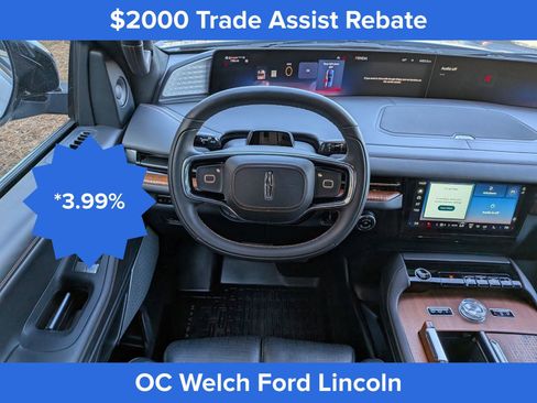 Certified 2025 Lincoln Navigator Black Label AWD/4WD image 18