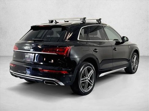 Used 2023 Audi Q5 e Premium w/ Convenience Package AWD/4WD image 5