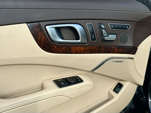 Used 2020 Mercedes-Benz SL 450 w/ Premium Package image 18