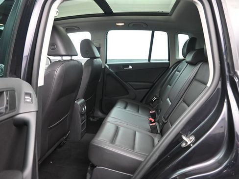 Used 2017 Volkswagen Tiguan Wolfsburg Edition FWD image 27