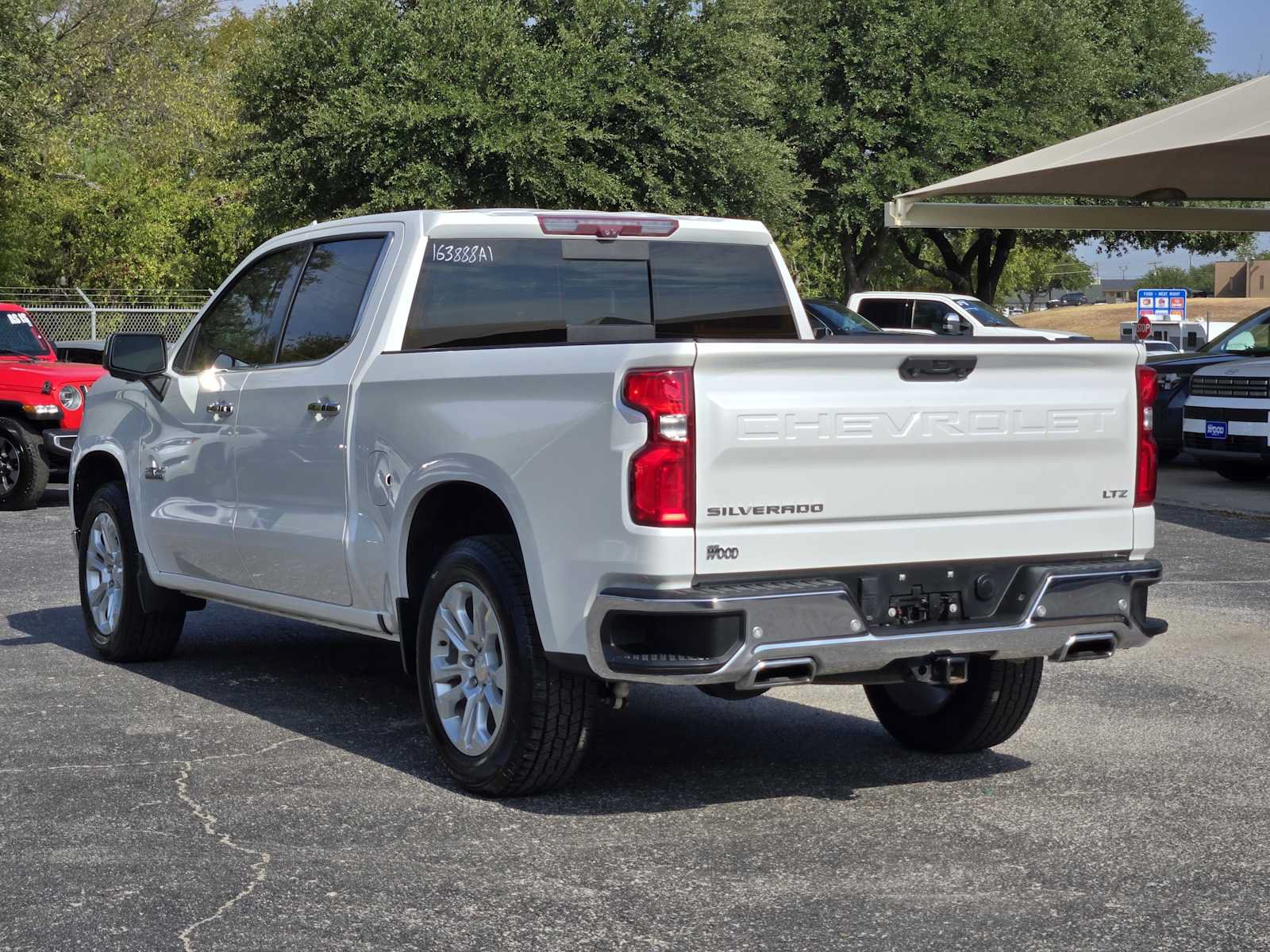 Certified 2022 Chevrolet Silverado 1500 LTZ w/ LTZ Premium Texas Edition AWD/4WD image 5