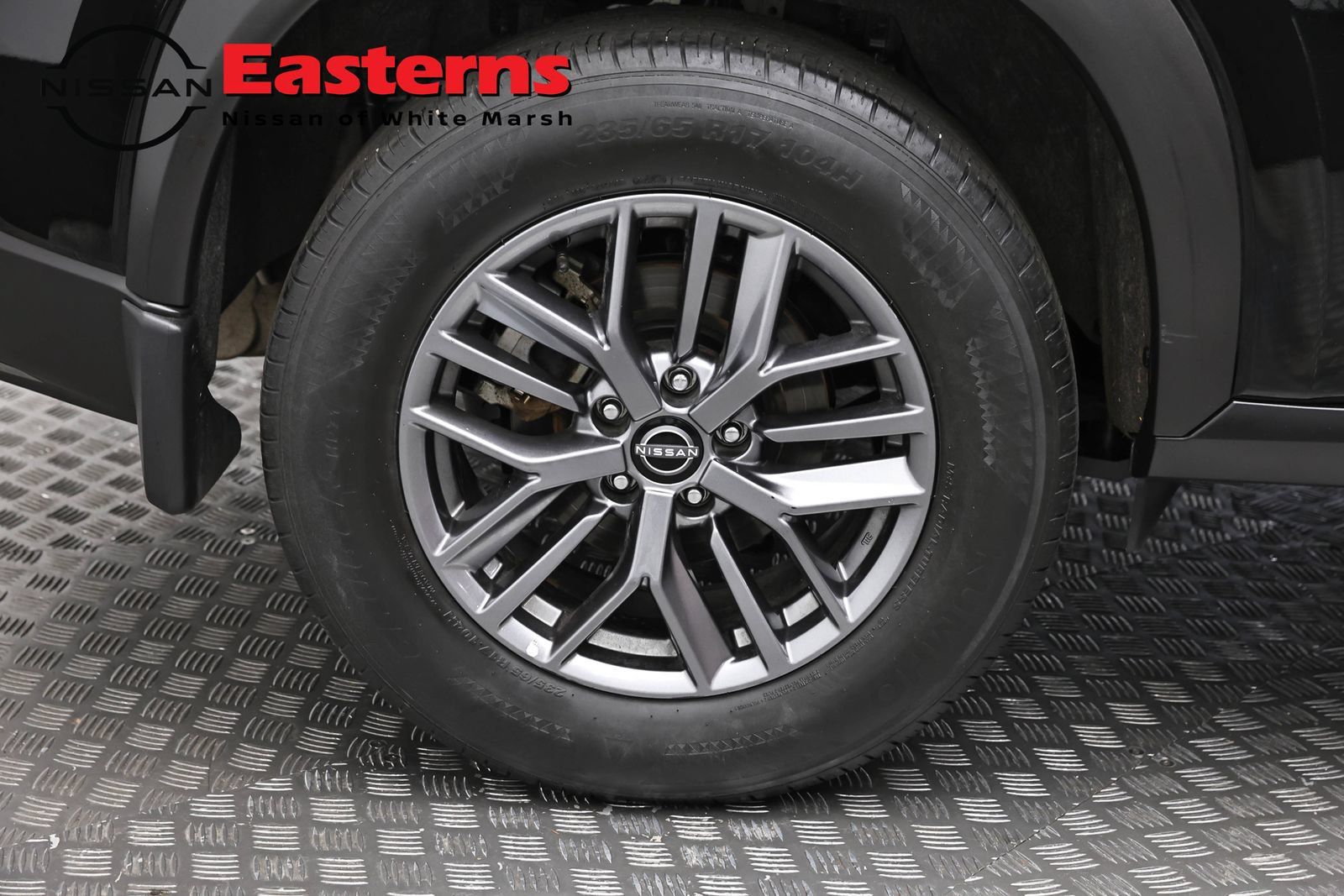 Used 2023 Nissan Rogue S AWD/4WD image 30