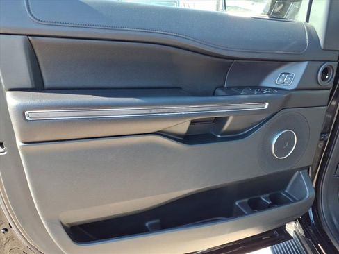 Used 2020 Ford Expedition XLT w/ Equipment Group 202A image 18