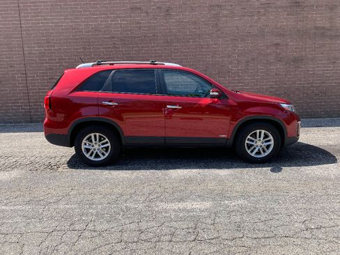 Used 2014 Kia Sorento LX AWD/4WD image 6