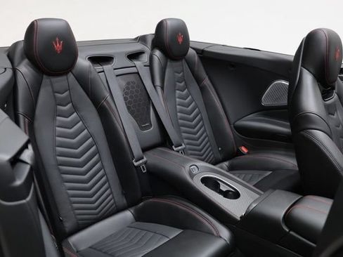 Certified 2024 Maserati GranCabrio Trofeo AWD/4WD image 32