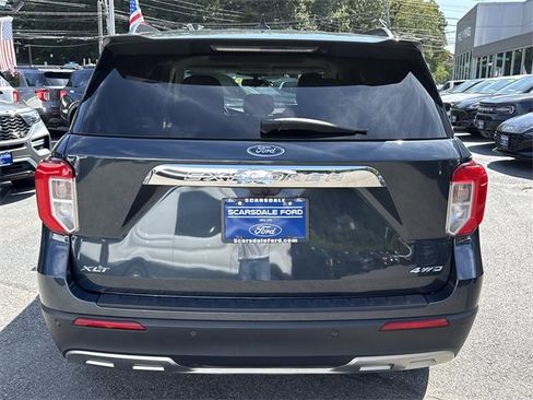Used 2022 Ford Explorer XLT w/ Equipment Group 202A image 12