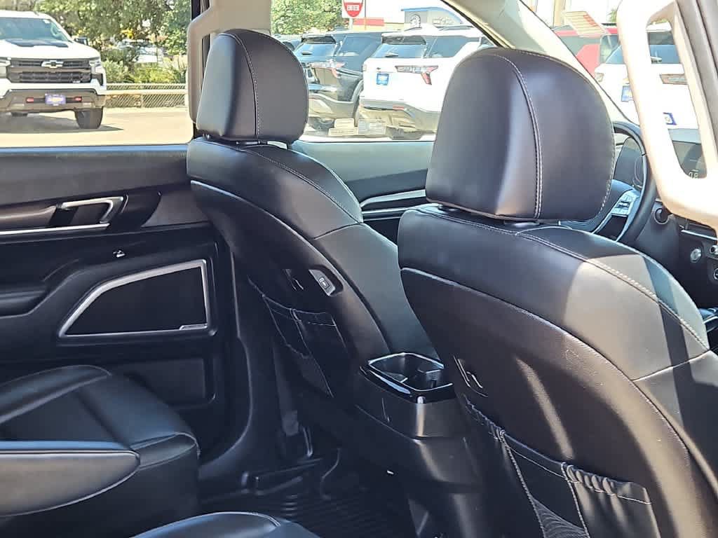 Used 2024 Kia Telluride S w/ S Sunroof Package FWD image 17