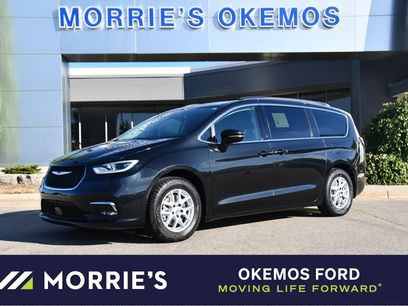 Used 2022 Chrysler Pacifica Touring-L