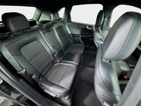 Used 2025 Ford Escape ST-Line Select AWD/4WD image 27