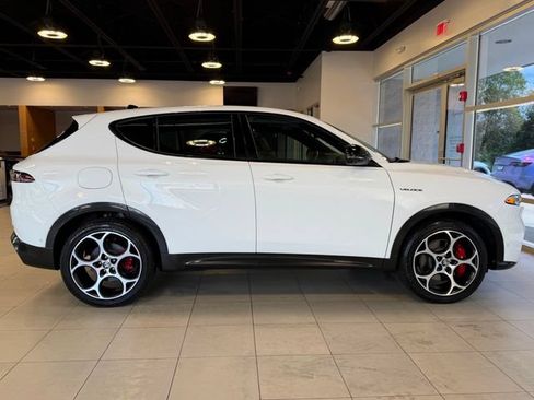 Used 2024 Alfa Romeo Tonale Veloce w/ Active Assist Package AWD/4WD image 15