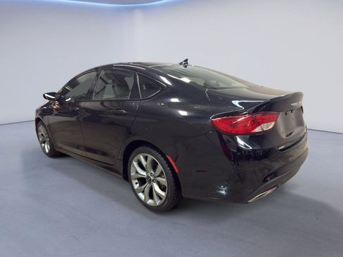 Used 2015 Chrysler 200 S w/ Navigation & Sound Group I image 5