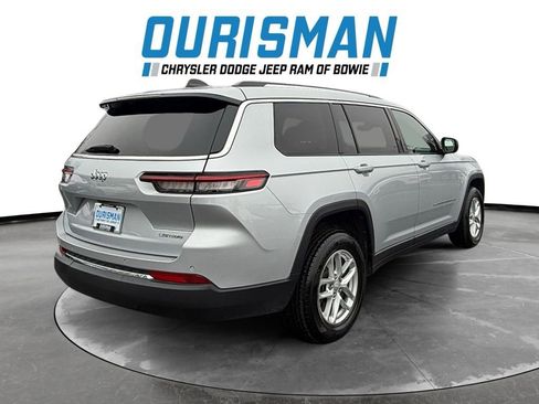 Used 2023 Jeep Grand Cherokee L Laredo w/ Luxury Tech Group I image 3