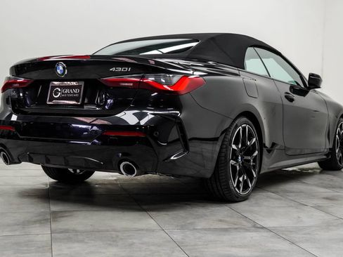 Used 2026 BMW 430i Convertible RWD image 12