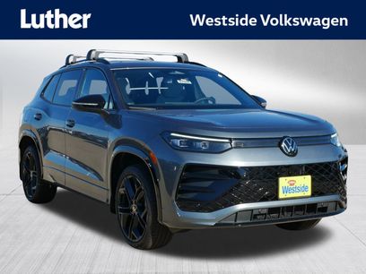 New 2026 Volkswagen Tiguan SE R-Line