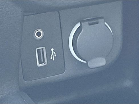 Certified 2023 Nissan Kicks S image 20