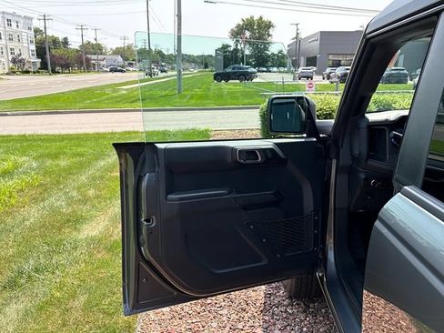 Used 2025 Ford Bronco Big Bend AWD/4WD image 10