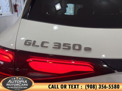 Used 2025 Mercedes-Benz GLC 350e 4MATIC w/ AMG Line image 45