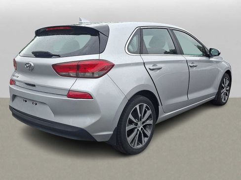 Used 2018 Hyundai Elantra GT w/ Style Package 02 FWD image 31