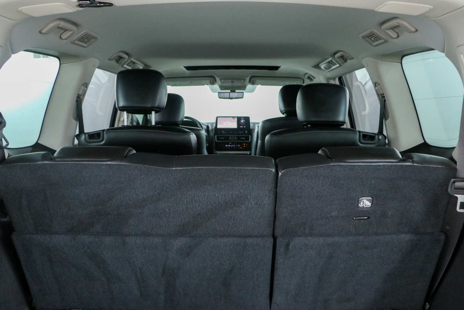Used 2023 INFINITI QX80 Luxe w/ Cargo Package RWD image 35