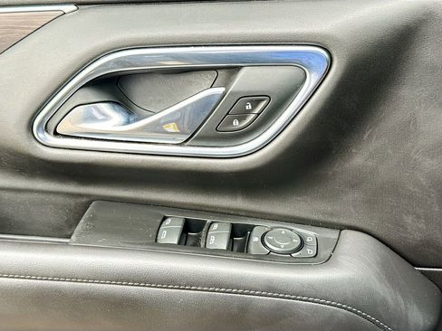 Used 2021 Chevrolet Tahoe LS w/ Driver Alert Package RWD image 19