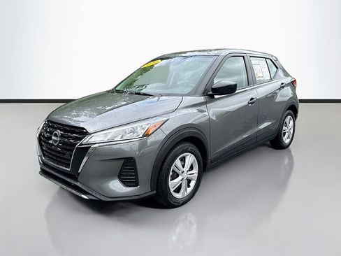 Certified 2024 Nissan Kicks S FWD image 3