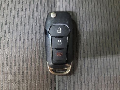 Used 2017 Ford F150 XLT w/ Equipment Group 301A Mid image 32