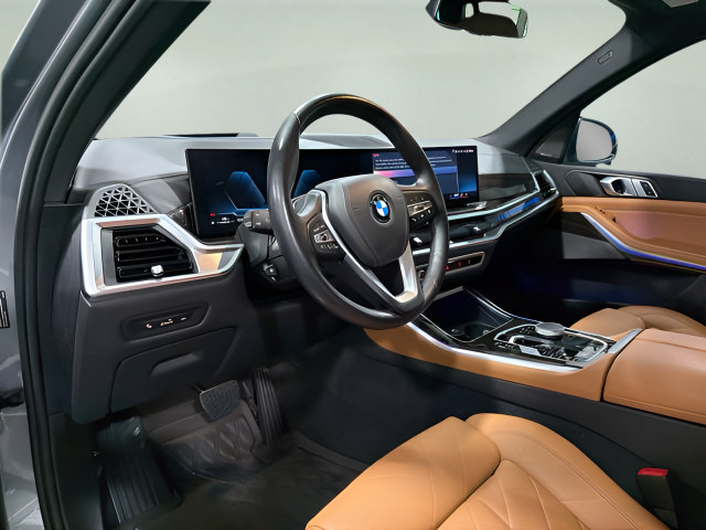 Used 2024 BMW X5 xDrive40i w/ Premium Package AWD/4WD image 12