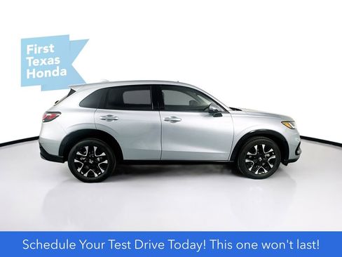 New 2026 Honda HR-V EX-L image 9