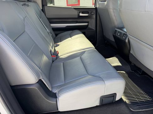 Used 2016 Toyota Tundra Limited w/ Limited Premium Package AWD/4WD image 19