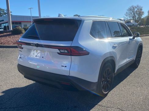 New 2026 Toyota Grand Highlander XLE image 15