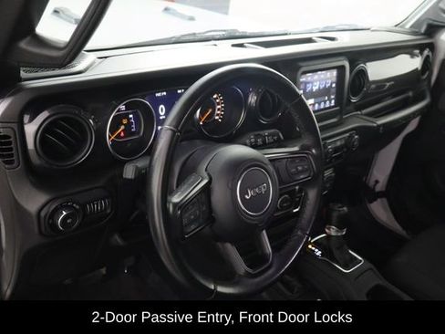 Used 2022 Jeep Wrangler Unlimited Sport AWD/4WD image 18
