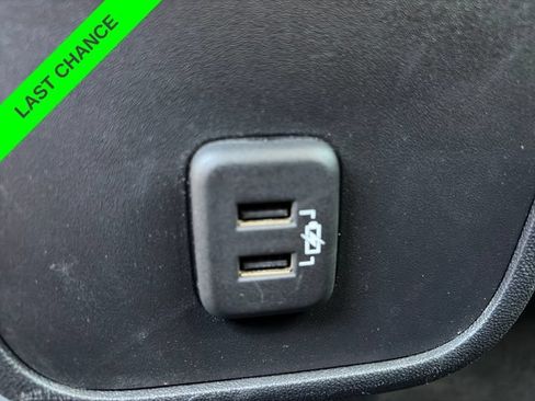 Used 2023 Chevrolet Equinox LS w/ Driver Confidence II Package AWD/4WD image 27