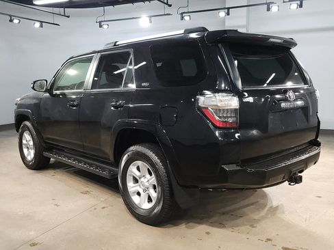 Used 2024 Toyota 4Runner SR5 Premium image 5