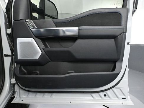 Used 2025 Ford F250 Platinum w/ FX4 Off-Road Package image 49