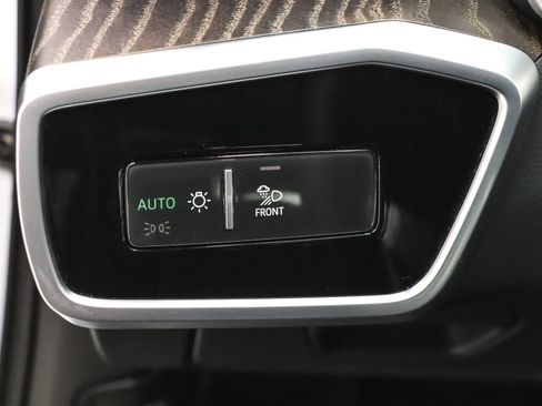 Used 2023 Audi A6 Premium Plus w/ Premium Plus Package image 29