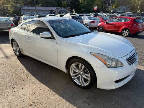 Used 2010 INFINITI G37 Coupe RWD image 3